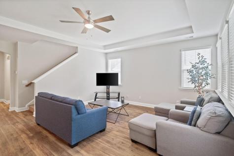 689 W Butternut Road Summerville SC 29483