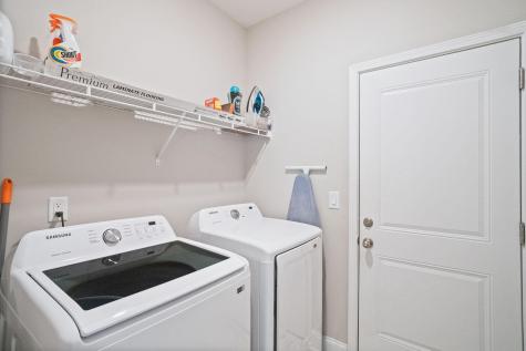 689 W Butternut Road Summerville SC 29483