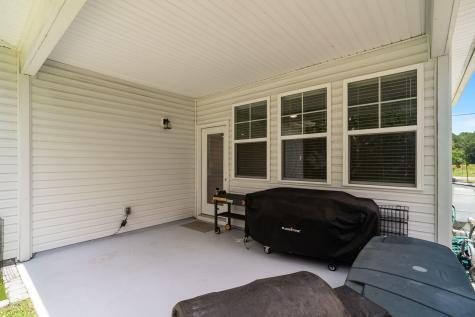 689 W Butternut Road Summerville SC 29483