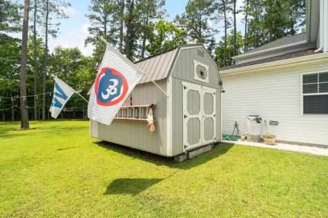 689 W Butternut Road Summerville SC 29483