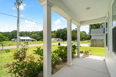 689 W Butternut Road Summerville SC 29483