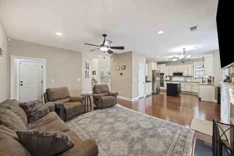 1011 Legacy Lane Summerville SC 29485