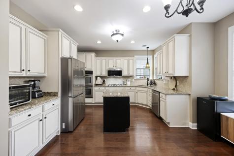 1011 Legacy Lane Summerville SC 29485