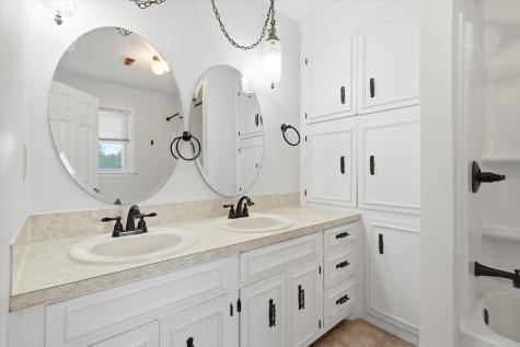 1082 Stonehenge Drive Hanahan SC 29410