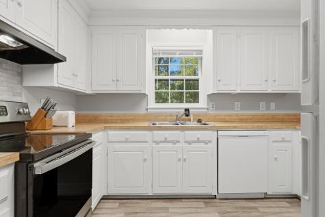 411 Forest Circle Summerville SC 29483