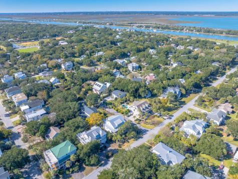 3007 Hartnett Boulevard Isle Of Palms SC 29451