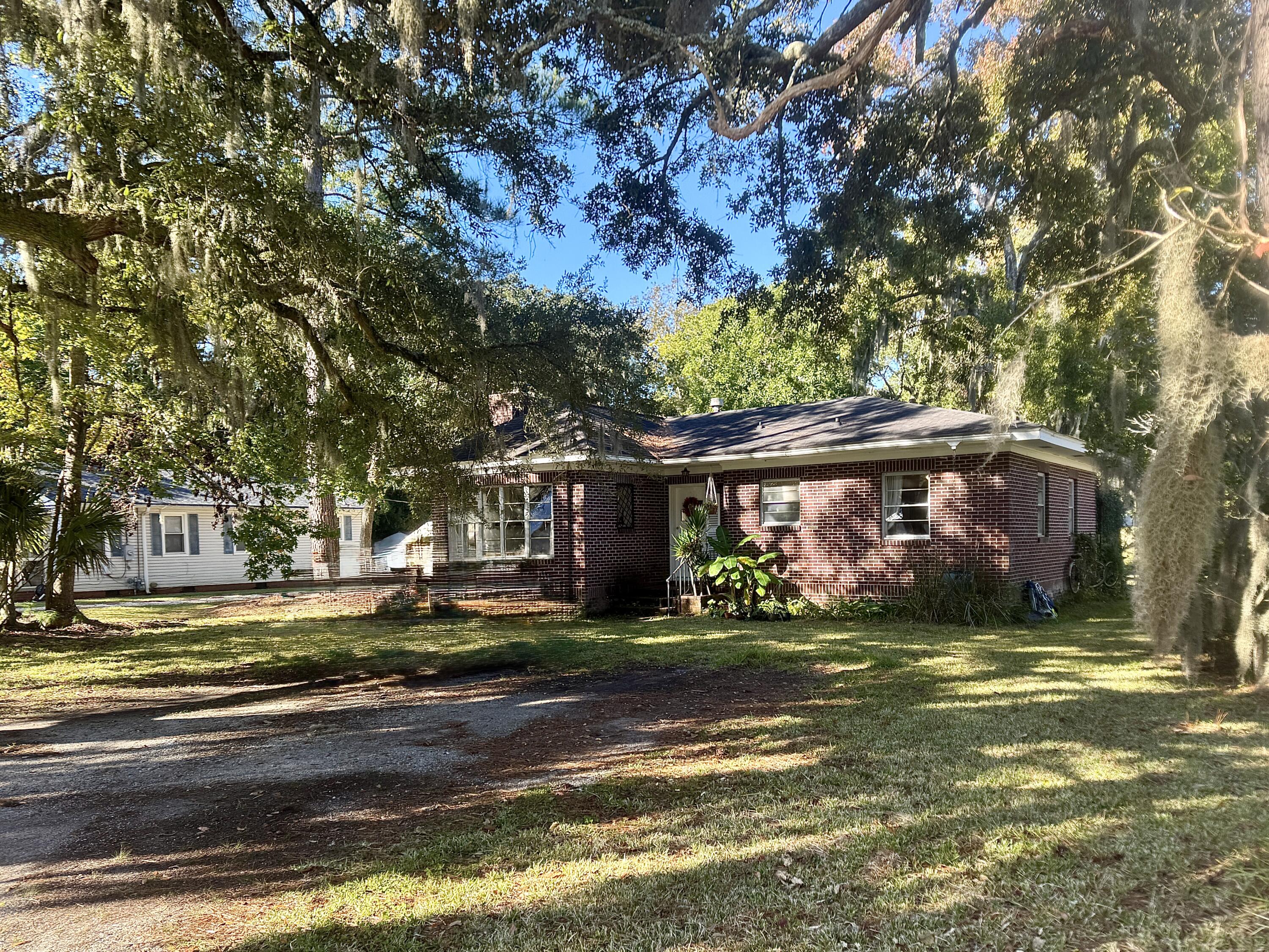 359 Howle Avenue Charleston SC 29412