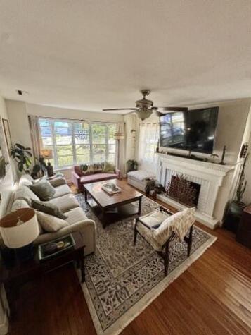 359 Howle Avenue Charleston SC 29412