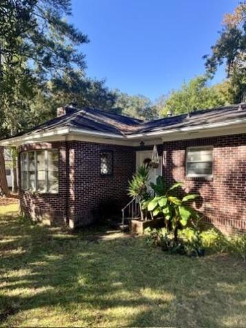 359 Howle Avenue Charleston SC 29412