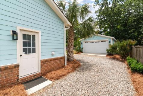 1511 Wakendaw Road Mount Pleasant SC 29464
