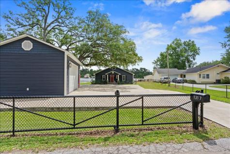 1317 Lakeview Drive Manning SC 29102