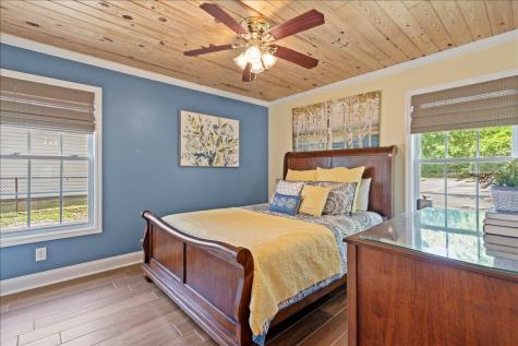 1317 Lakeview Drive Manning SC 29102