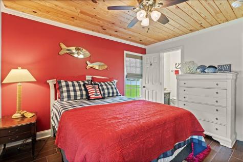1317 Lakeview Drive Manning SC 29102