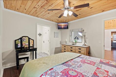 1317 Lakeview Drive Manning SC 29102