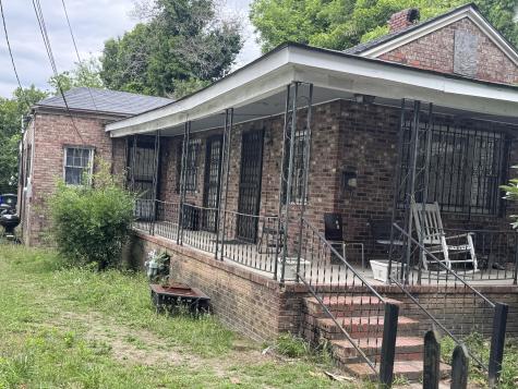 8 Poinsett Street Charleston SC 29403