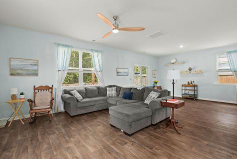 141 Lagoona Drive Summerville SC 29483