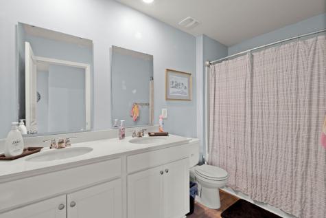 141 Lagoona Drive Summerville SC 29483