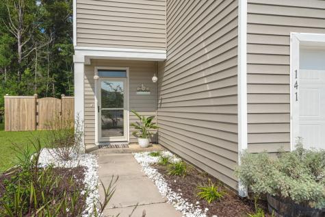 141 Lagoona Drive Summerville SC 29483