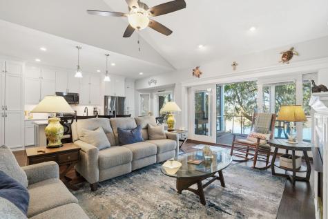 8448 Chisolm Plantation Road Edisto Island SC 29438