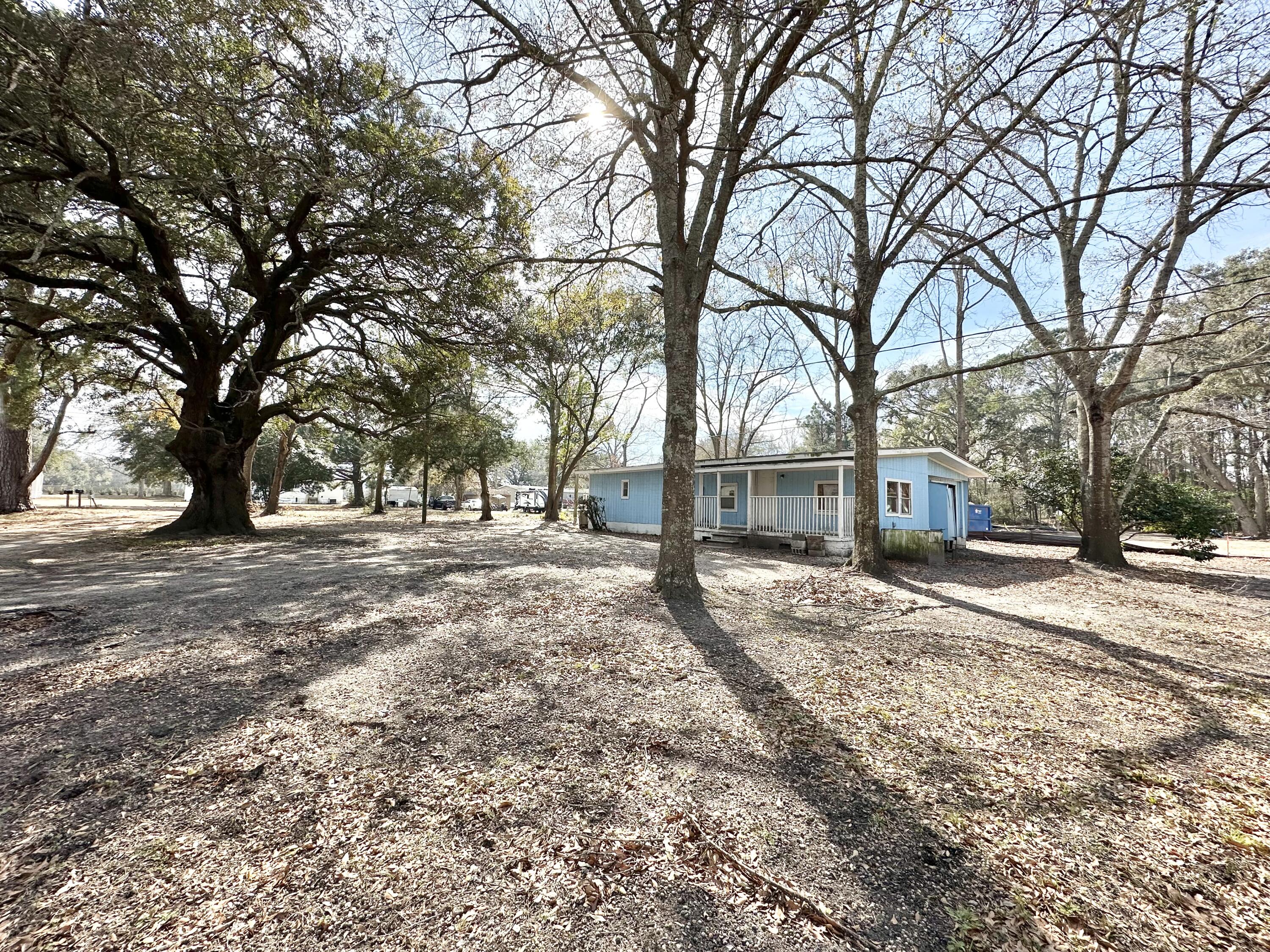 1645 Cuffy Lane Charleston SC 29412