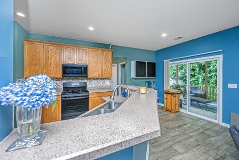 1517 Saint Stephens Way Hanahan SC 29410