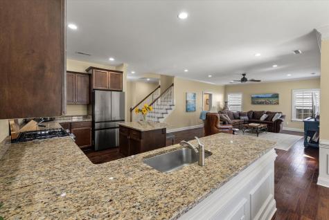 1904 Chestnut Oak Lane Charleston SC 29414