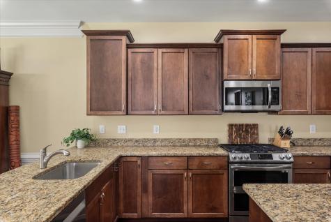 1904 Chestnut Oak Lane Charleston SC 29414