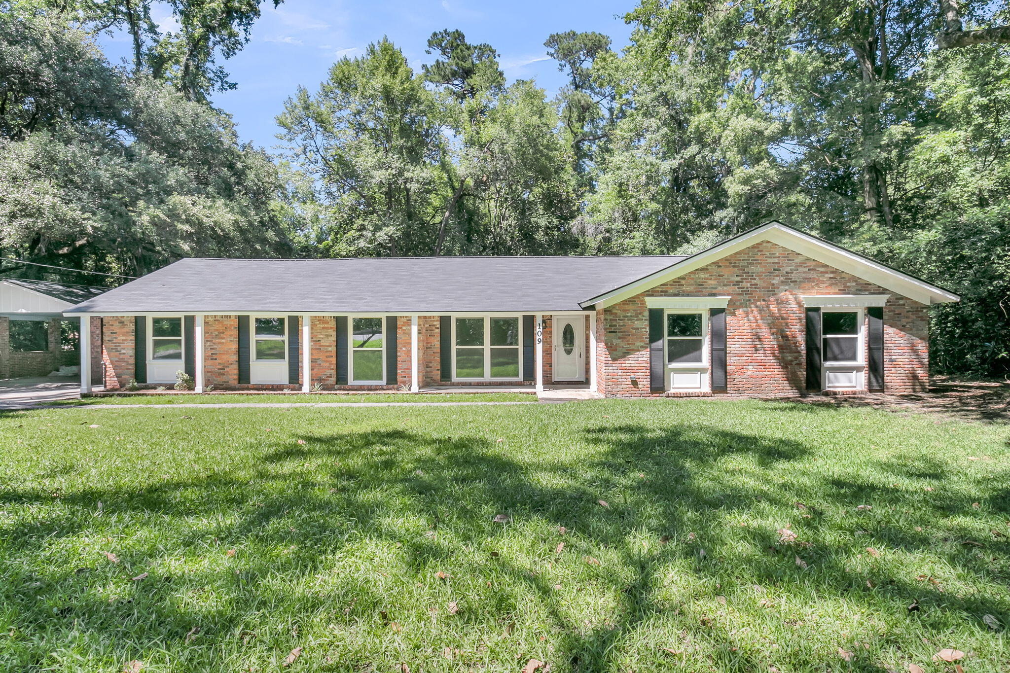 109 Halcyon Road Summerville SC 29483