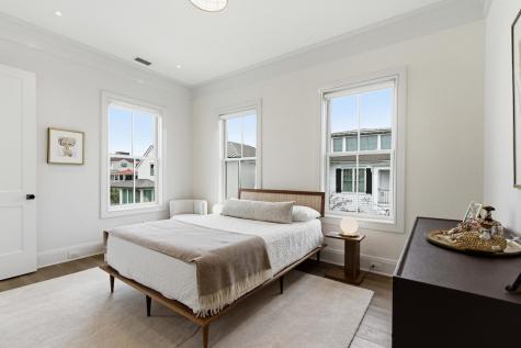 72 Halsey Boulevard Charleston SC 29401