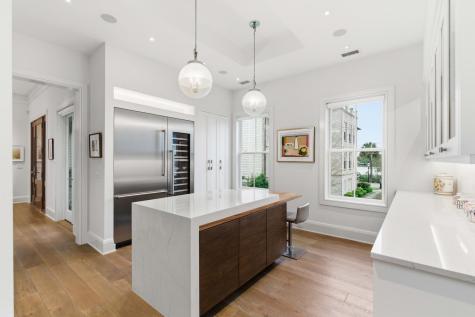 72 Halsey Boulevard Charleston SC 29401