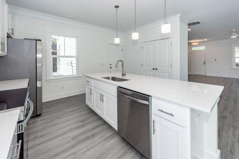 1413 Iroquois Street North Charleston SC 29405