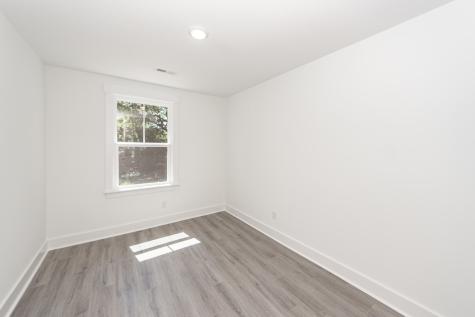 1413 Iroquois Street North Charleston SC 29405