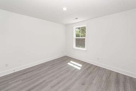 1413 Iroquois Street North Charleston SC 29405