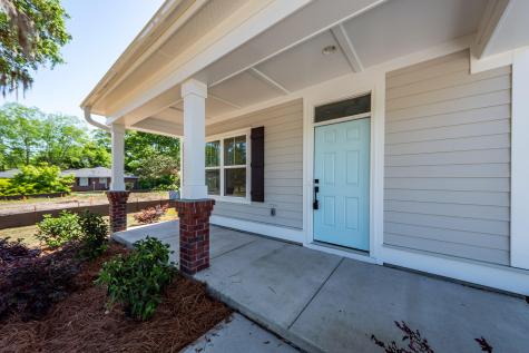 1413 Iroquois Street North Charleston SC 29405