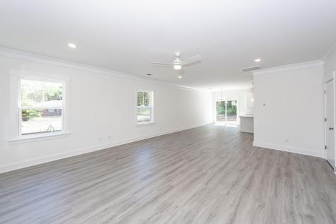 1413 Iroquois Street North Charleston SC 29405