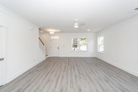 1413 Iroquois Street North Charleston SC 29405