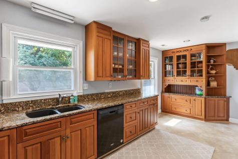 20 Huguenot Avenue Charleston SC 29407