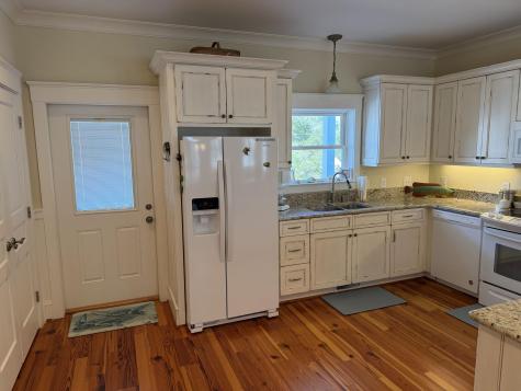 709 Jungle Road Edisto Beach SC 29438