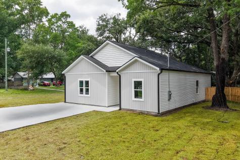 4122 Blanton Street North Charleston SC 29405