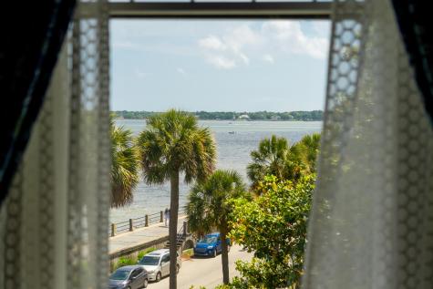 25 East Battery Street Charleston SC 29401