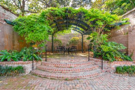 25 East Battery Street Charleston SC 29401