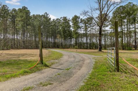 2417 Old Highway 52 Moncks Corner SC 29461