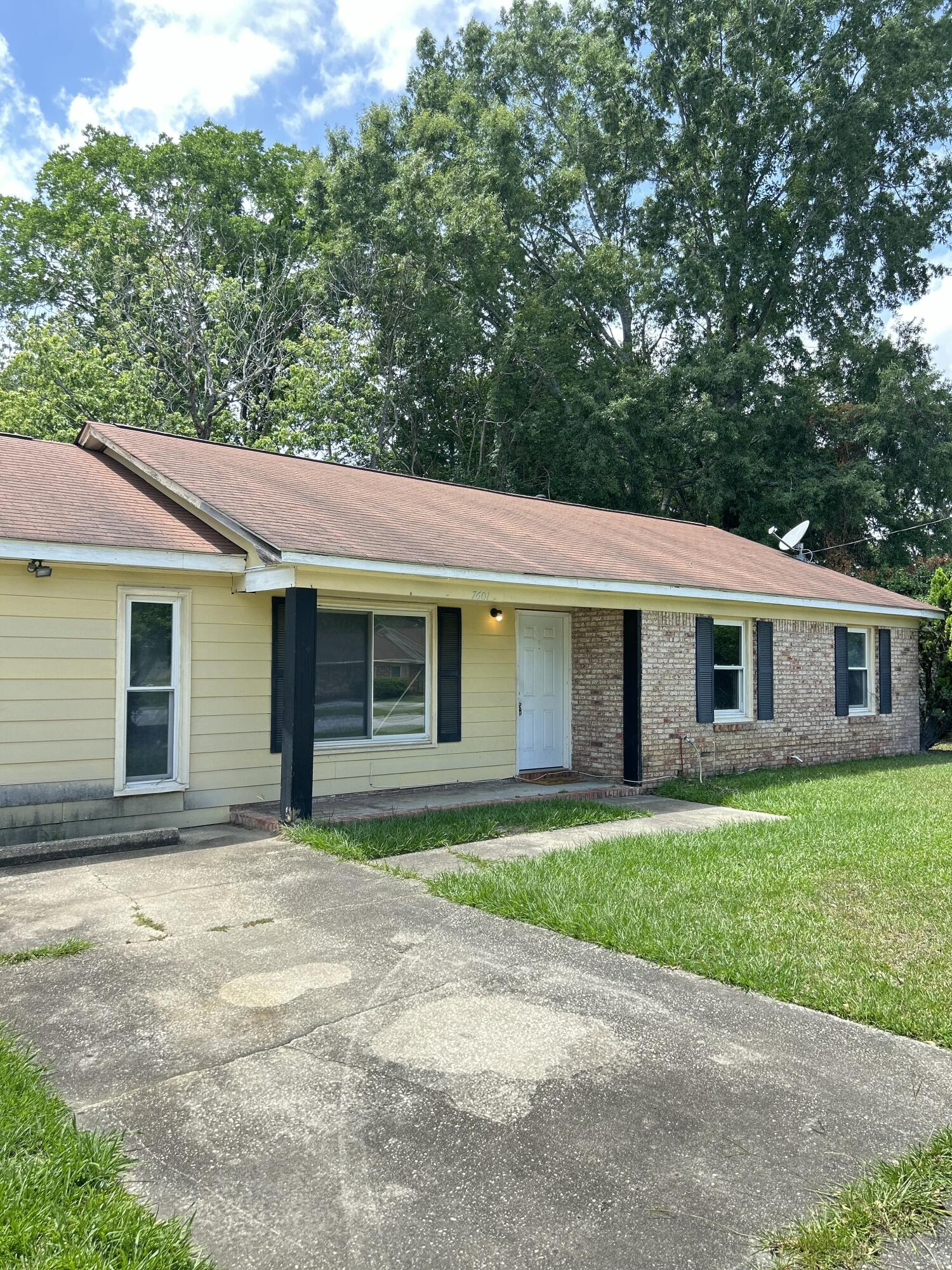 7601 Ireland Drive North Charleston SC 29420