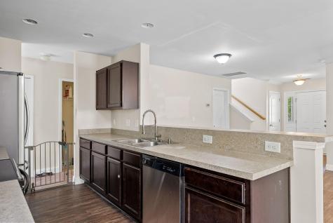 121 Coosawatchie Street Summerville SC 29485