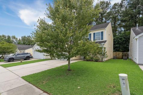121 Coosawatchie Street Summerville SC 29485