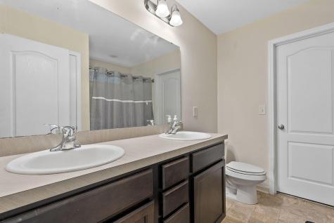 121 Coosawatchie Street Summerville SC 29485