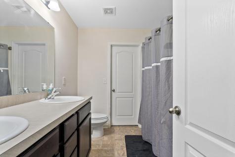 121 Coosawatchie Street Summerville SC 29485