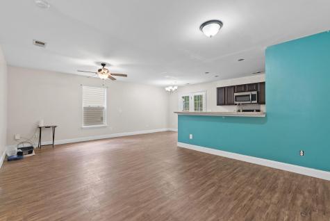 121 Coosawatchie Street Summerville SC 29485