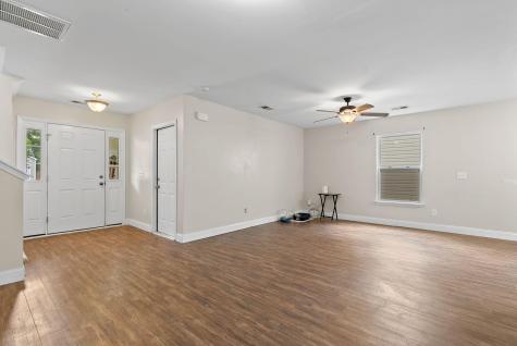 121 Coosawatchie Street Summerville SC 29485