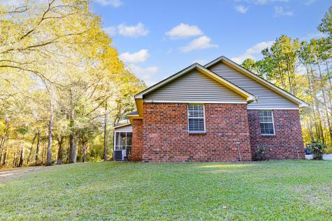 240 Groomsville Road Moncks Corner SC 29461
